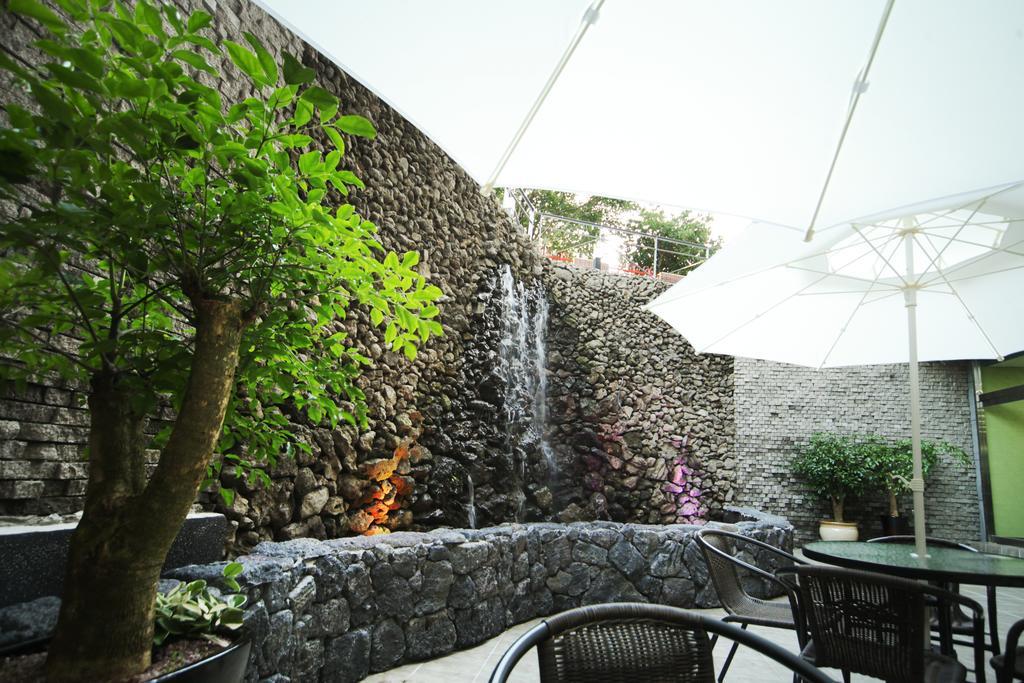Sea View Hotel Jeju Buitenkant foto